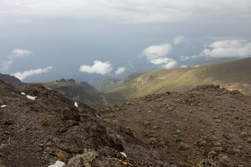 Track on Kilimanjaro on the Machame Route Whiskey. 4 day