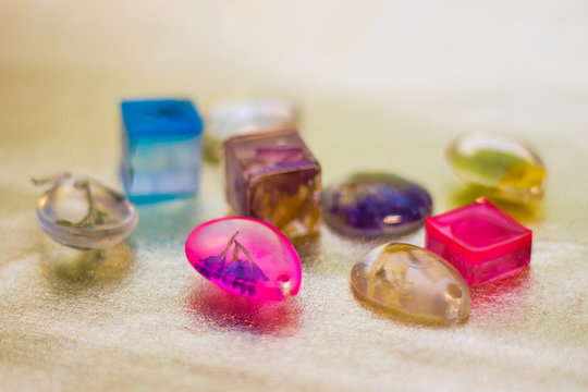 crystals made of epoxy resin
