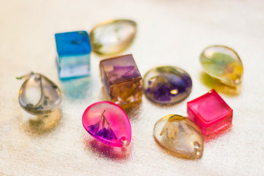 crystals made of epoxy resin