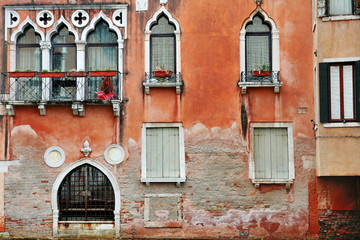 Fototapeta na wymiar Scenic view of historic building in Venice