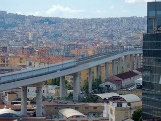 Napoli - Strada sopraelevata urbana