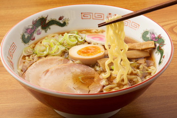 しょうゆラーメン