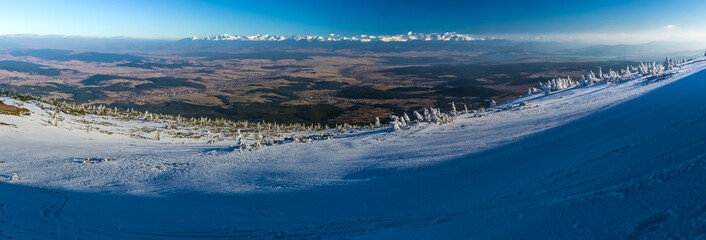 Widok z Babiej Góry na Tatry