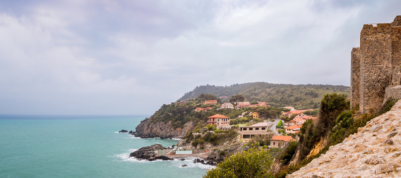 C&ocirc;te m&eacute;diterran&eacute;enne &agrave; Talamone en Toscane