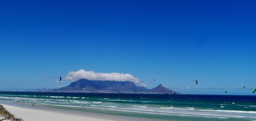 Blouberg beach Kites and Cape Town 