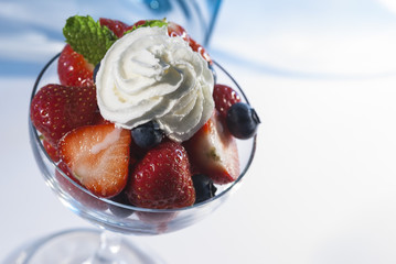 cream & Berries in glass