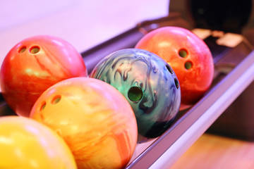 Fototapeta na wymiar Row of bowling balls