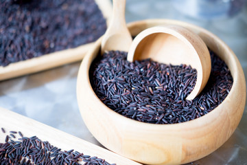 Organic riceberry rice for cooking