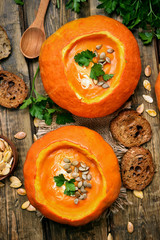 Cream soup in pumpkin