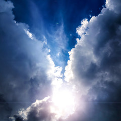 Fototapeta na wymiar Cloudscape with a Sunlight