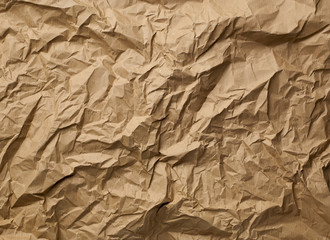 Zerknittertes Packpapier