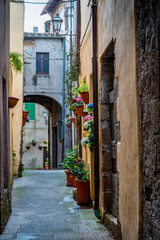 Dans les rues de Pitigliano en Toscane