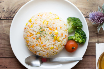 昼食イメージ　ランチ