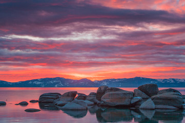 Panele Szklane Podświetlane  Piękne jezioro Tahoe w Kalifornii