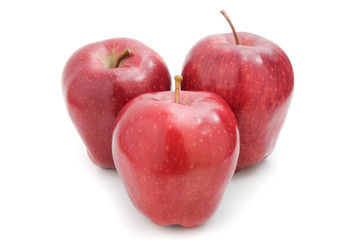 Fototapeta na wymiar Red apple on white background