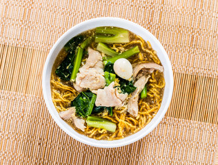 Fried noodle with pork in bowl