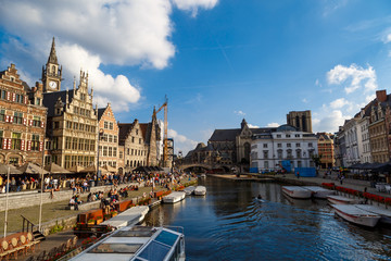 Fototapeta na wymiar Boat Tours for Tourists in Ghent Canal