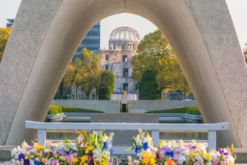 Foto op Canvas Memorial Cenotaph in Hiroshima, Japan © f11photo