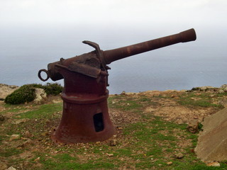 Capo Bon, Tunisia. Cannone della II Guerra Mondiale