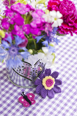 Blumen mit Dekoration