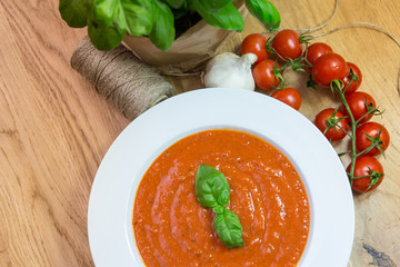 Fresh tomato soup