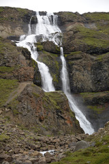 Fototapeta premium Wasserfall auf Island