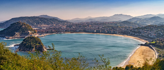 Obraz premium Panoramic view of San Sebastian, Spain