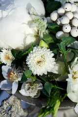 Obraz na płótnie Canvas Wedding decor. Floral arrangement with berries white .Floral