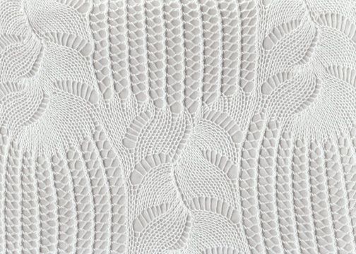 Lainage blanc ajour&eacute;.