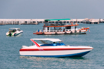 Fototapeta na wymiar Sideview Bowrider Boat in Gulf of Thailand