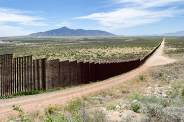 usmexico border in Arizona