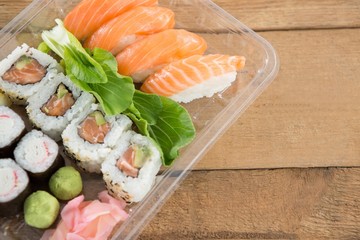 Sushi rolls with salmon