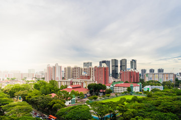 Fototapeta premium High view Singapore downtown with skyscrapers modern building and Apartments