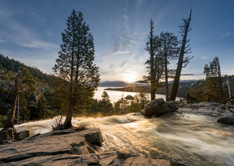 Plakat Emerald Bay on Lake Tahoe with Lower Eagle Falls