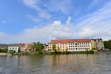 Naklejka na ściany i meble Die Donau in Regensburg