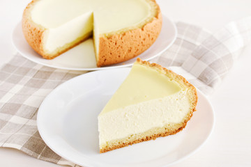 Finnish cottage cheese pie
