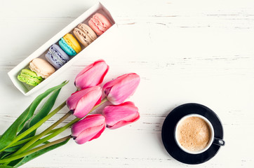 Obraz na płótnie Canvas Coffee and flowers Tulips