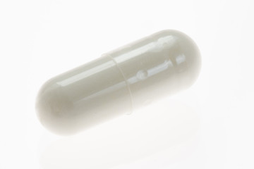 白いカプセルの薬