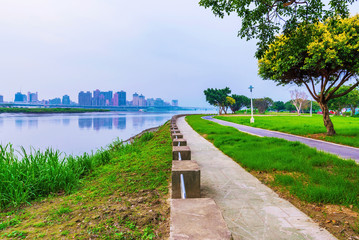 Yanping riverside park