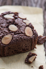 Chocolate brownie with almond topping