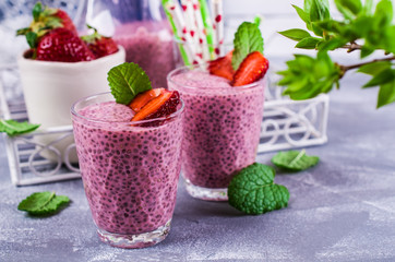 Smoothies with chia seeds