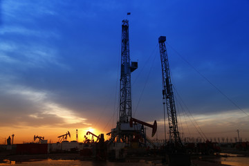 Obraz premium Oil pumps. Oil industry equipment.