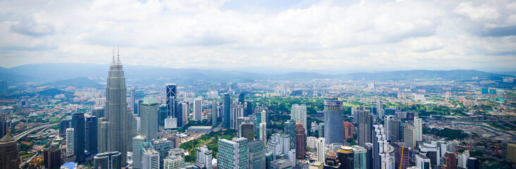 Fototapeta na wymiar Panoramafoto von Kuala Lumpur, Malaysia!
