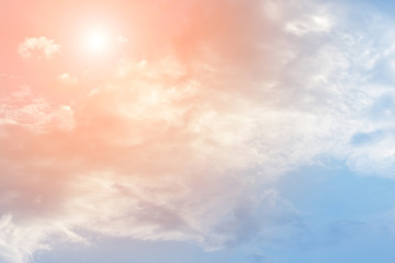 Obraz premium sun and cloud background with a pastel colored