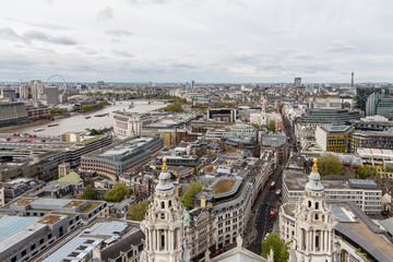 Fototapeta na wymiar London Buildings seen from the top of the Sant paul Cathedral