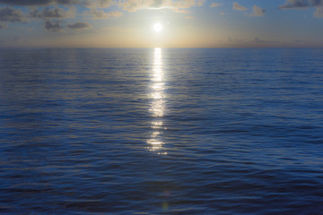 南太平洋の夕日