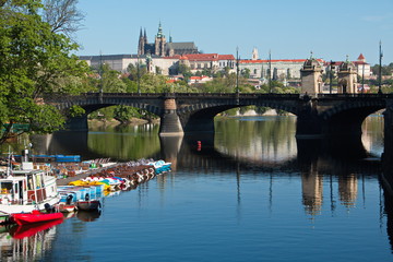 Fototapeta na wymiar Ein ungewöhnlicher Blick auf die Prager Burg