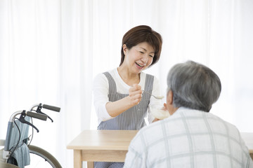 食事介助