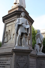 Statue of Leonardo Davinci in Piazza della Scala, Milan, Italy