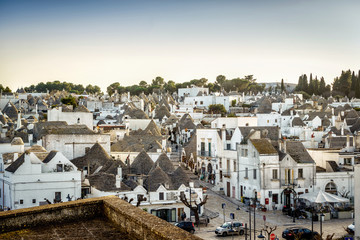 Fototapeta premium Traditional trulli houses in Arbelobello, Puglia, Italy